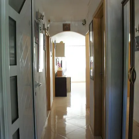 Apartment Diamar